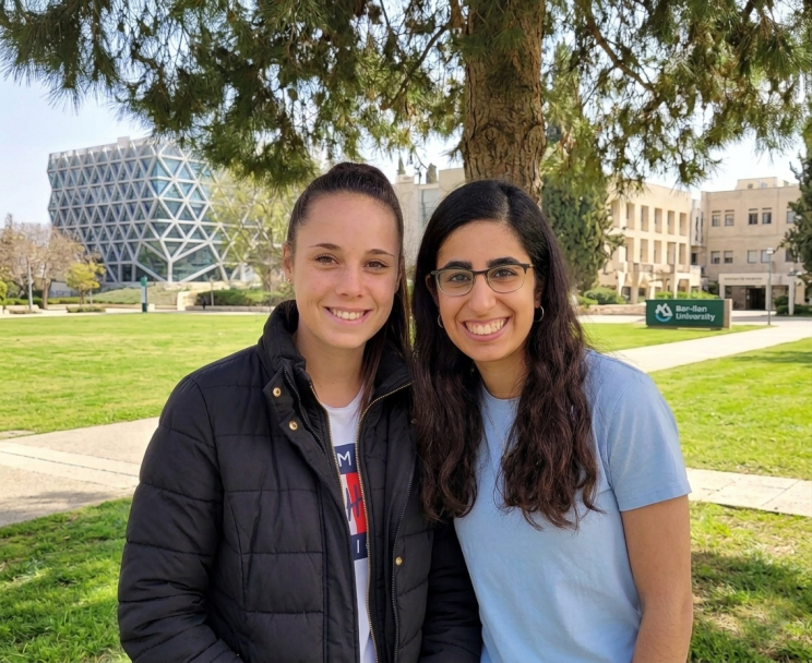 שתי זוכות מהפקולטה במלגת הות"ת לסטודנטיות בתחומי ההייטק
