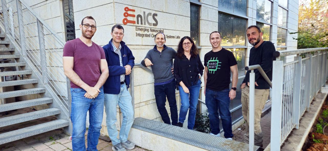 אורחים מפתיעים בפודקאסט Hard Reset